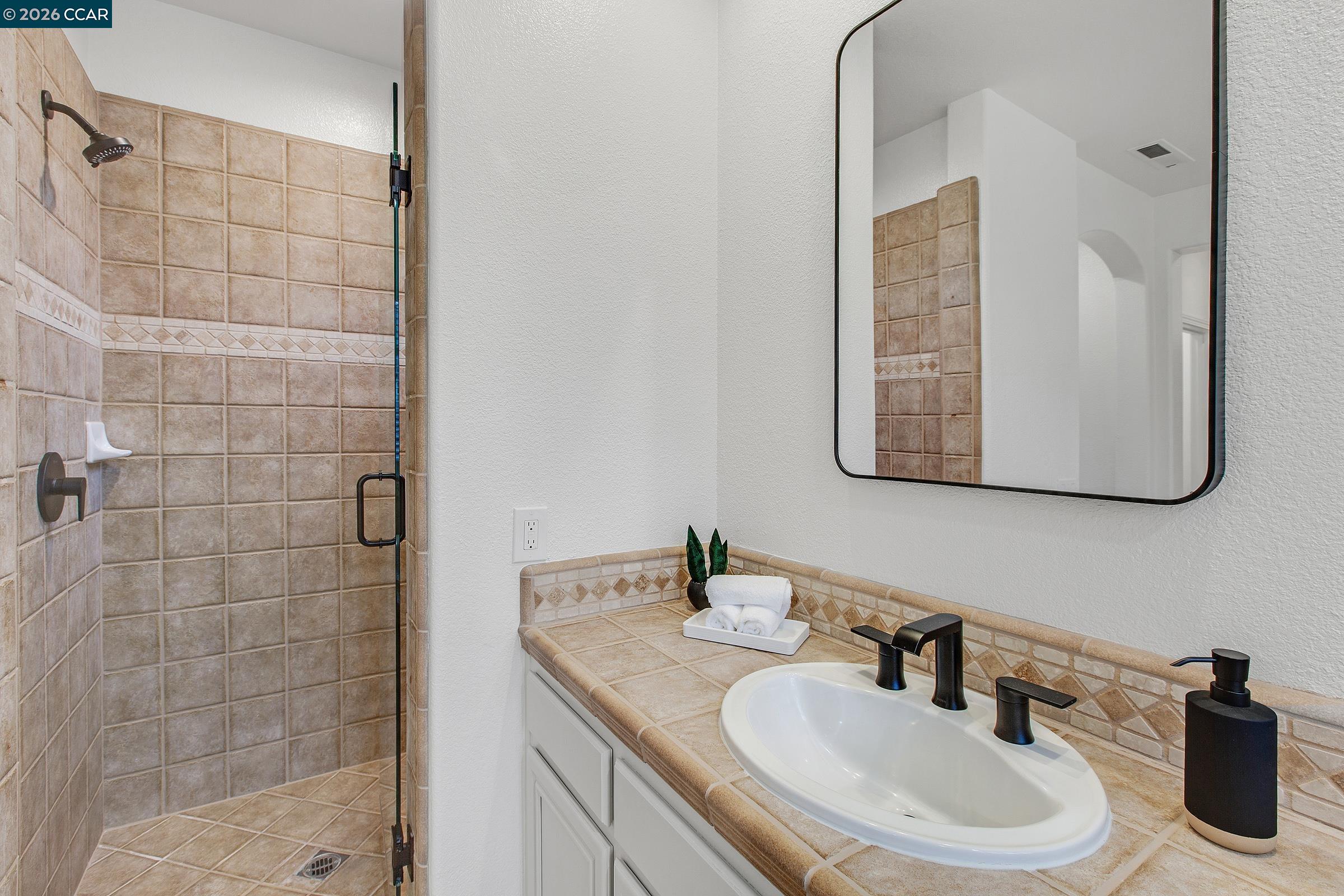 7560 Prestwick Court Gilroy, CA 95020 - Photo 27 of 48