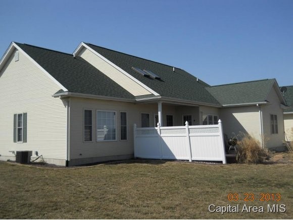 1882 Baldwin Road Jacksonville, IL 62650 - Photo 19 of 21