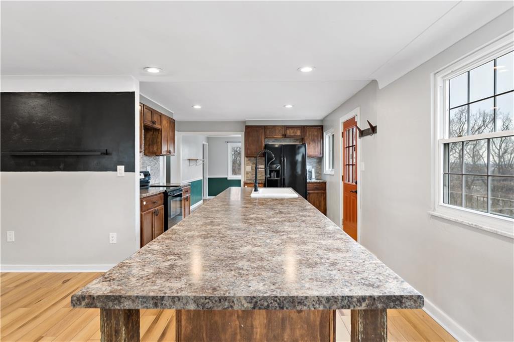 502 Center Road Monroeville, PA 15146 - Photo 10 of 38 Gallery Image 10