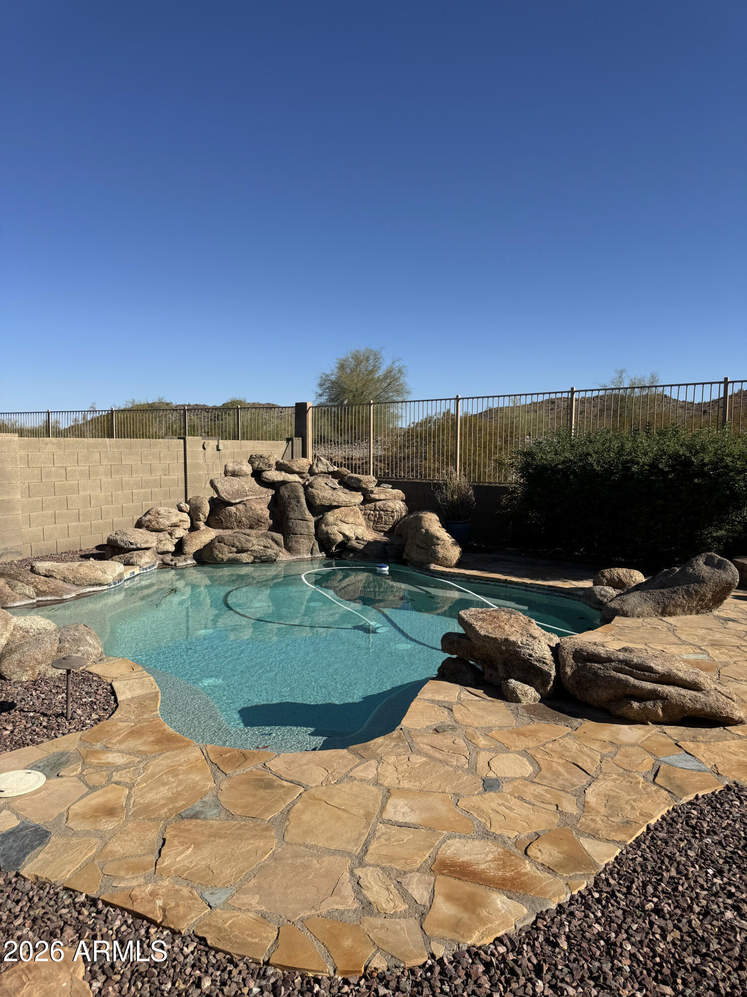 18391 Verdin Road Goodyear, AZ 85338 - Photo 13 of 23