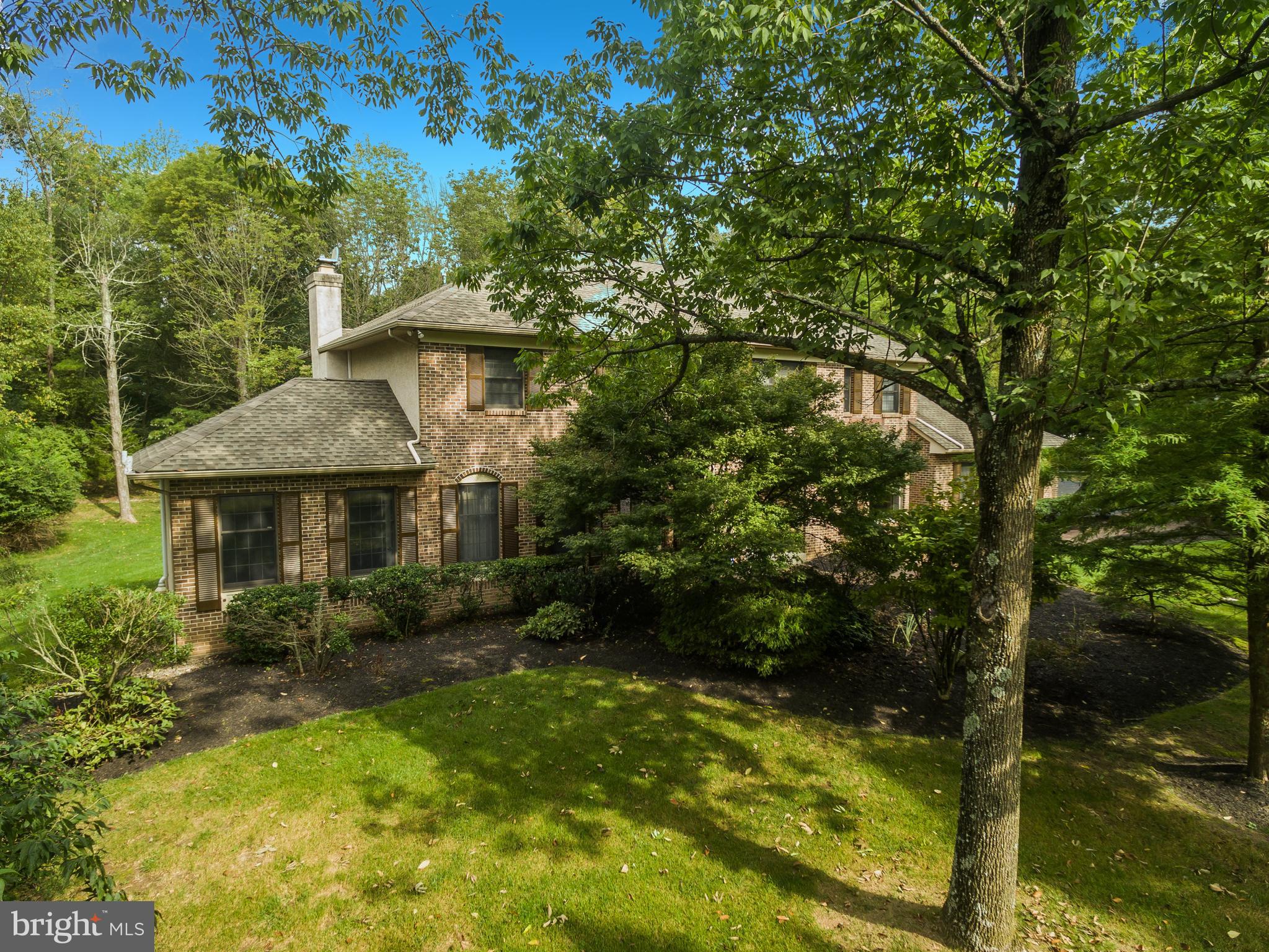 1005 Stonebridge Road Lower Gwynedd, PA 19002 - Photo 40 of 47 Front Aerial