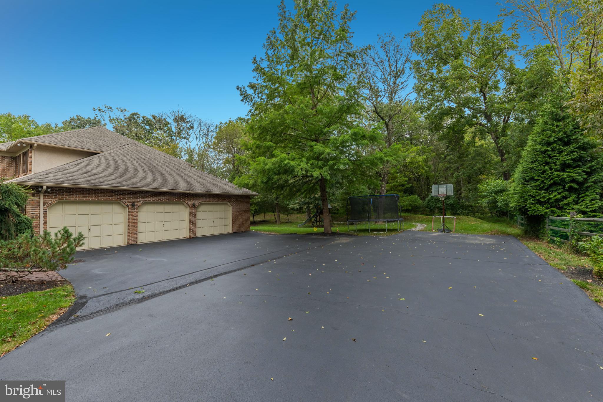 1005 Stonebridge Road Lower Gwynedd, PA 19002 - Photo 6 of 47 Large Expanded Driveway