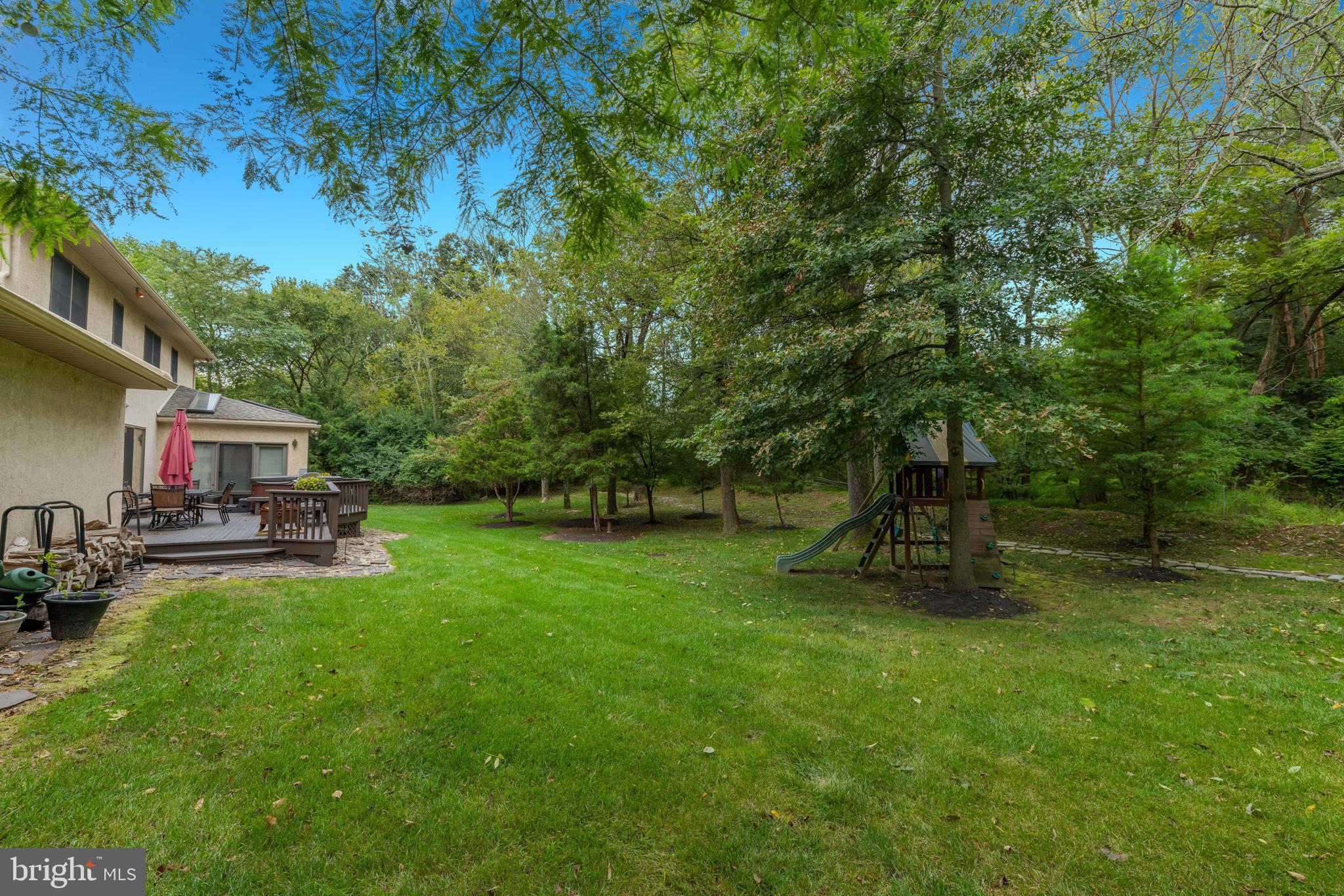 1005 Stonebridge Road Lower Gwynedd, PA 19002 - Photo 9 of 47 Back Yard
