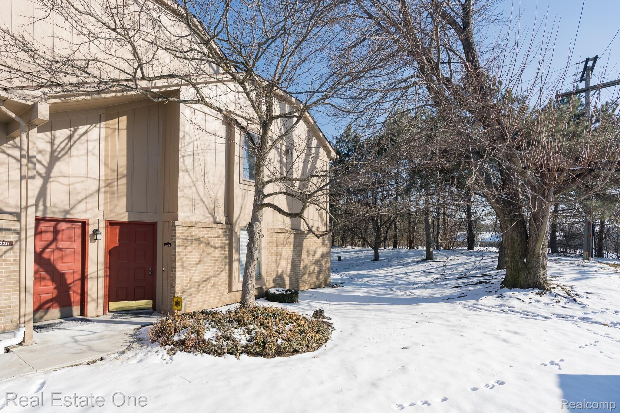 27214 Evergreen Road Southfield, MI 48076 - Photo 16 of 18 evergreen 15.jpg
