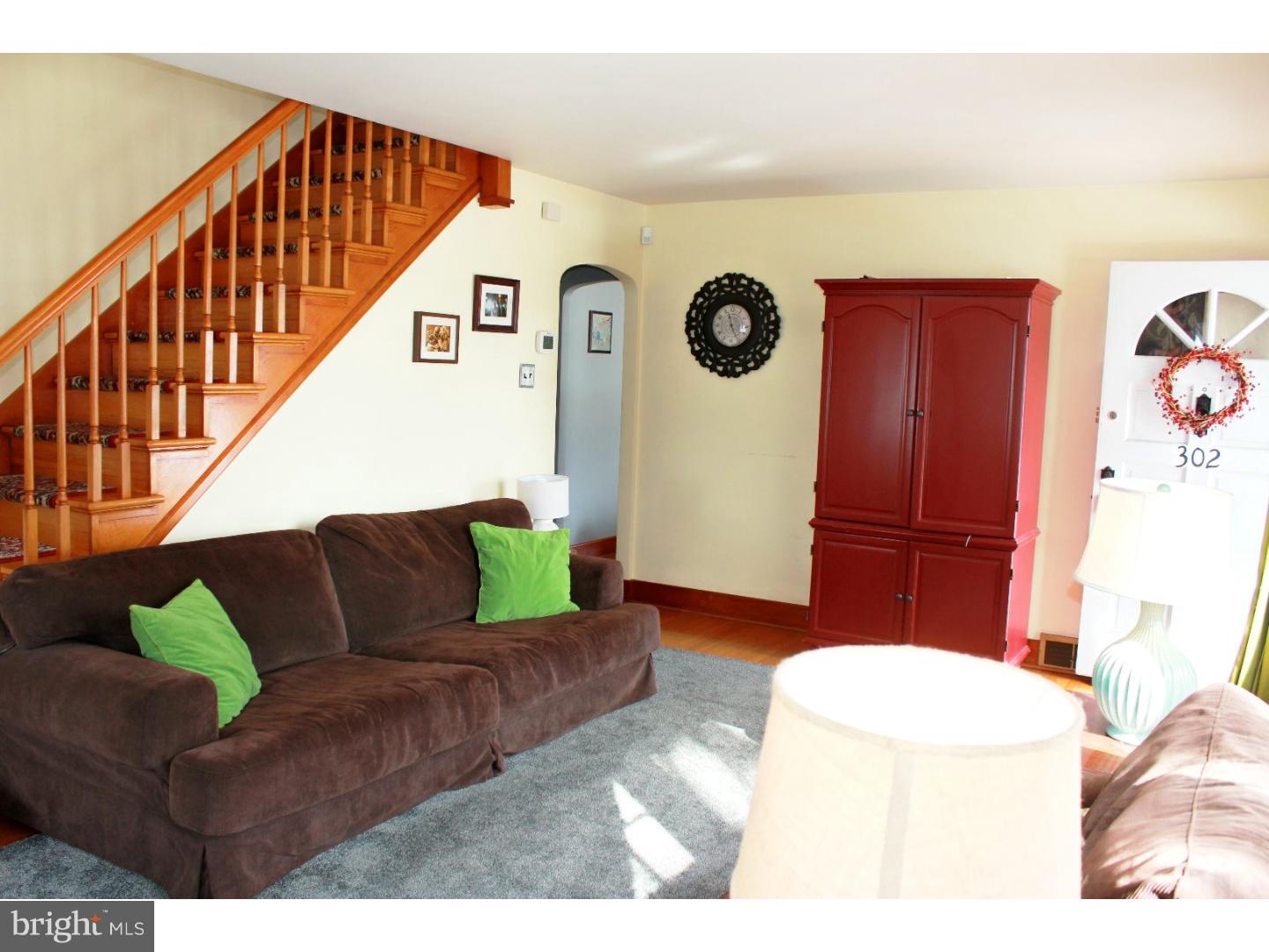302 Clear Spring Road Lansdale, PA 19446 - Photo 7 of 20 Living Room