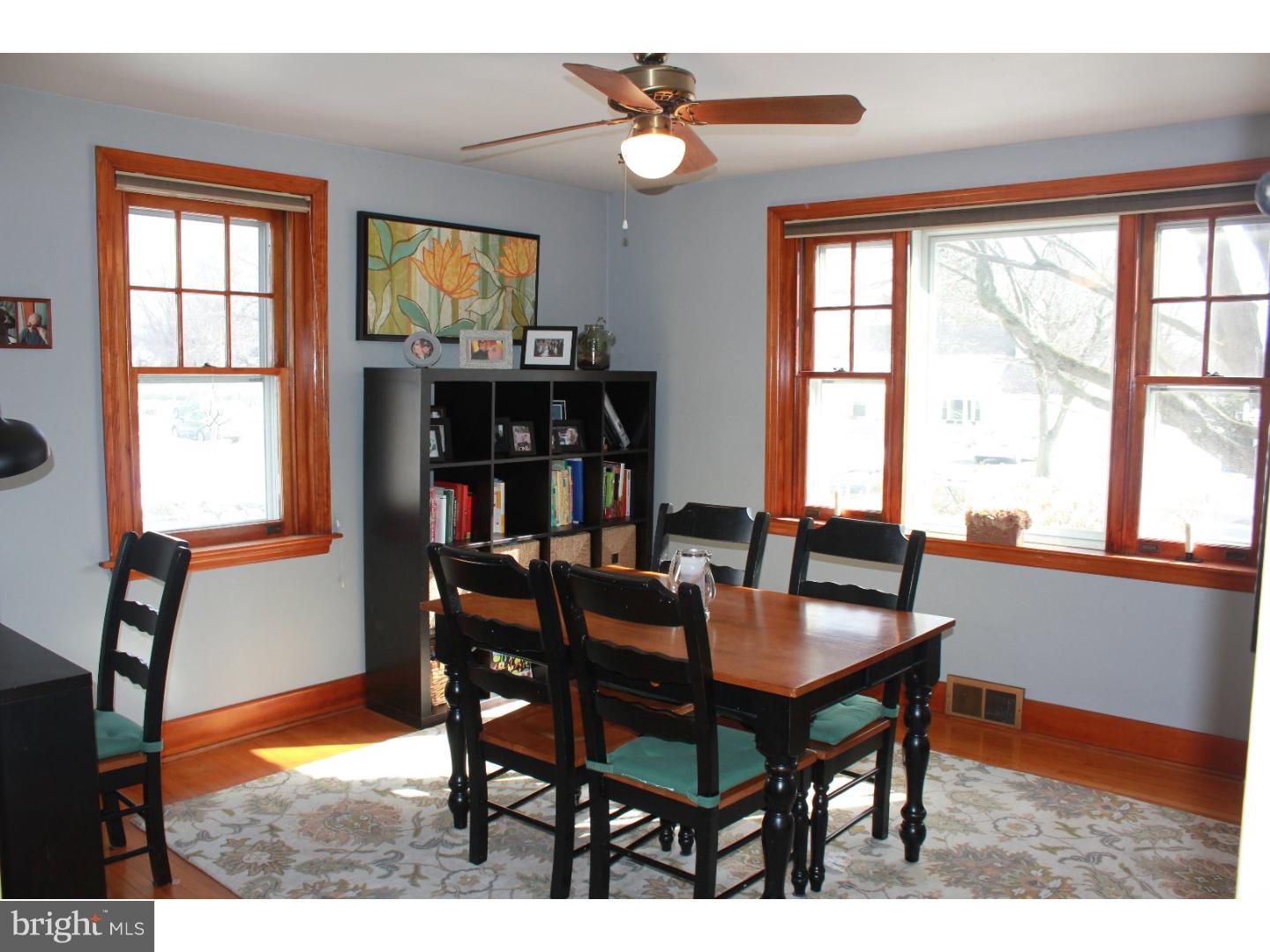 302 Clear Spring Road Lansdale, PA 19446 - Photo 10 of 20 Dining Room