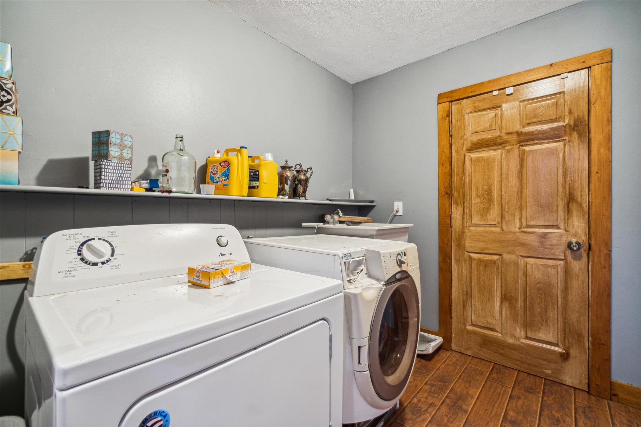 14188 Beloit Road Caledonia, IL 61011 - Photo 35 of 42 a utility room with dryer and washer