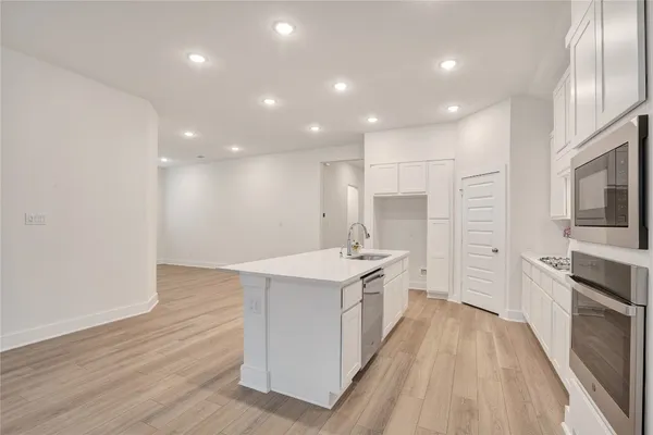 $2,750 | 6027 Churchill Spgs Lane, Fulshear, TX 77441