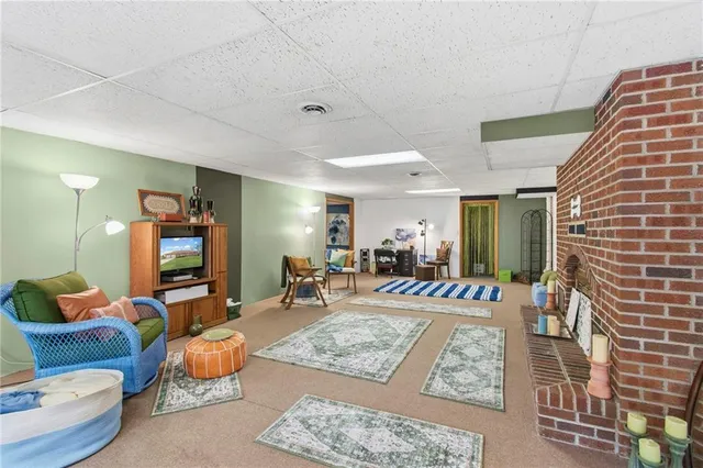 $319,000 | 507 North Main Street, Higginsville, MO 64037