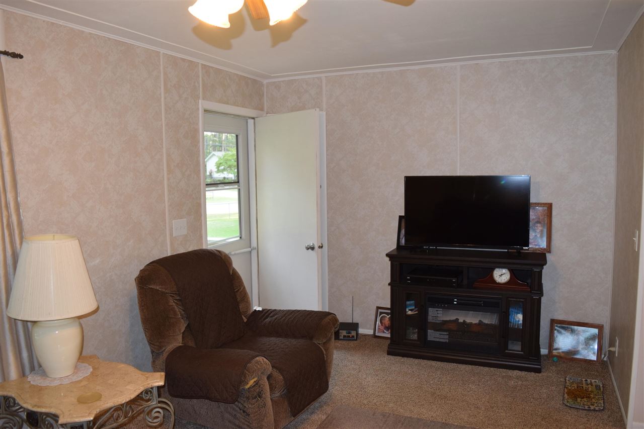 4220 Heights Ravenna Road Muskegon, MI 49444 - Photo 12 of 24 Gallery Image 12