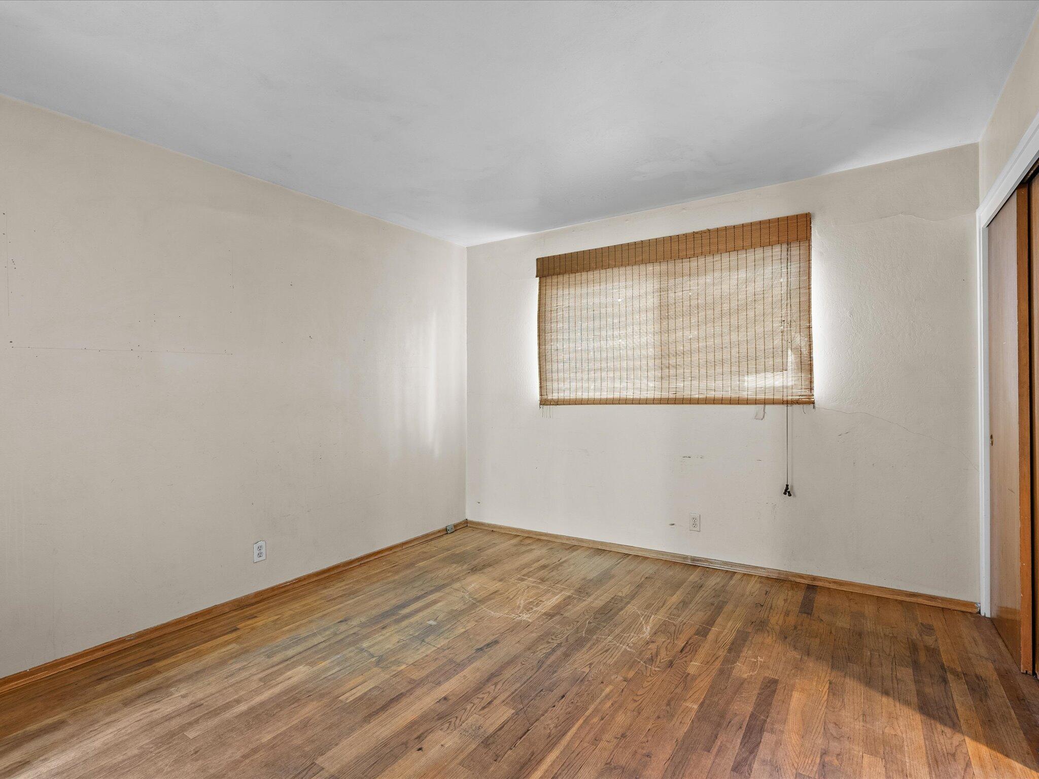2115 Gridley Avenue Reno, NV 89503 - Photo 16 of 29 18-2115 Gridley Ave -118