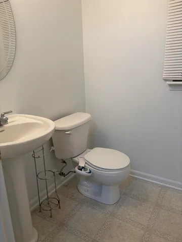 $1,700 | 3245 Reeves Drive, Melvindale, MI 48122