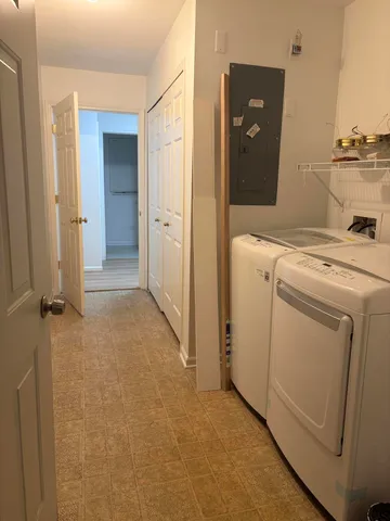 $1,700 | 3245 Reeves Drive, Melvindale, MI 48122