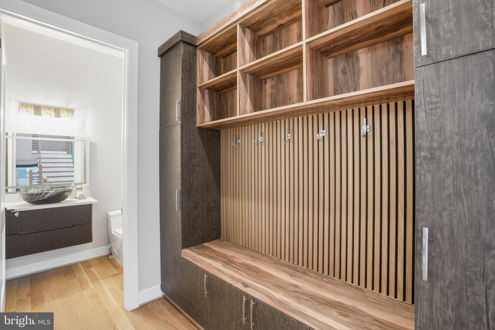 1805 Franklin Avenue McLean, VA 22101 - Photo 15 of 96