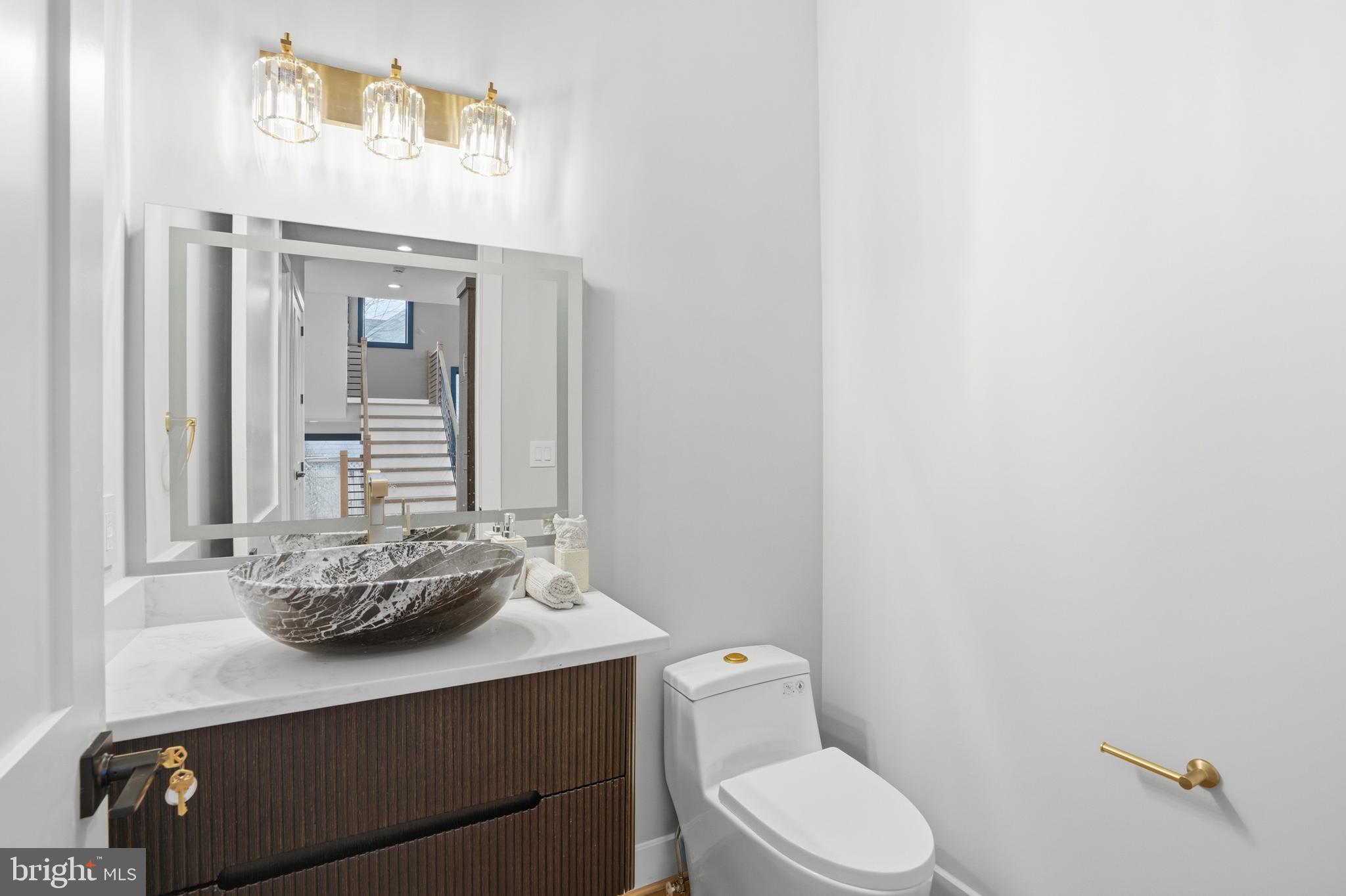 1805 Franklin Avenue McLean, VA 22101 - Photo 16 of 96