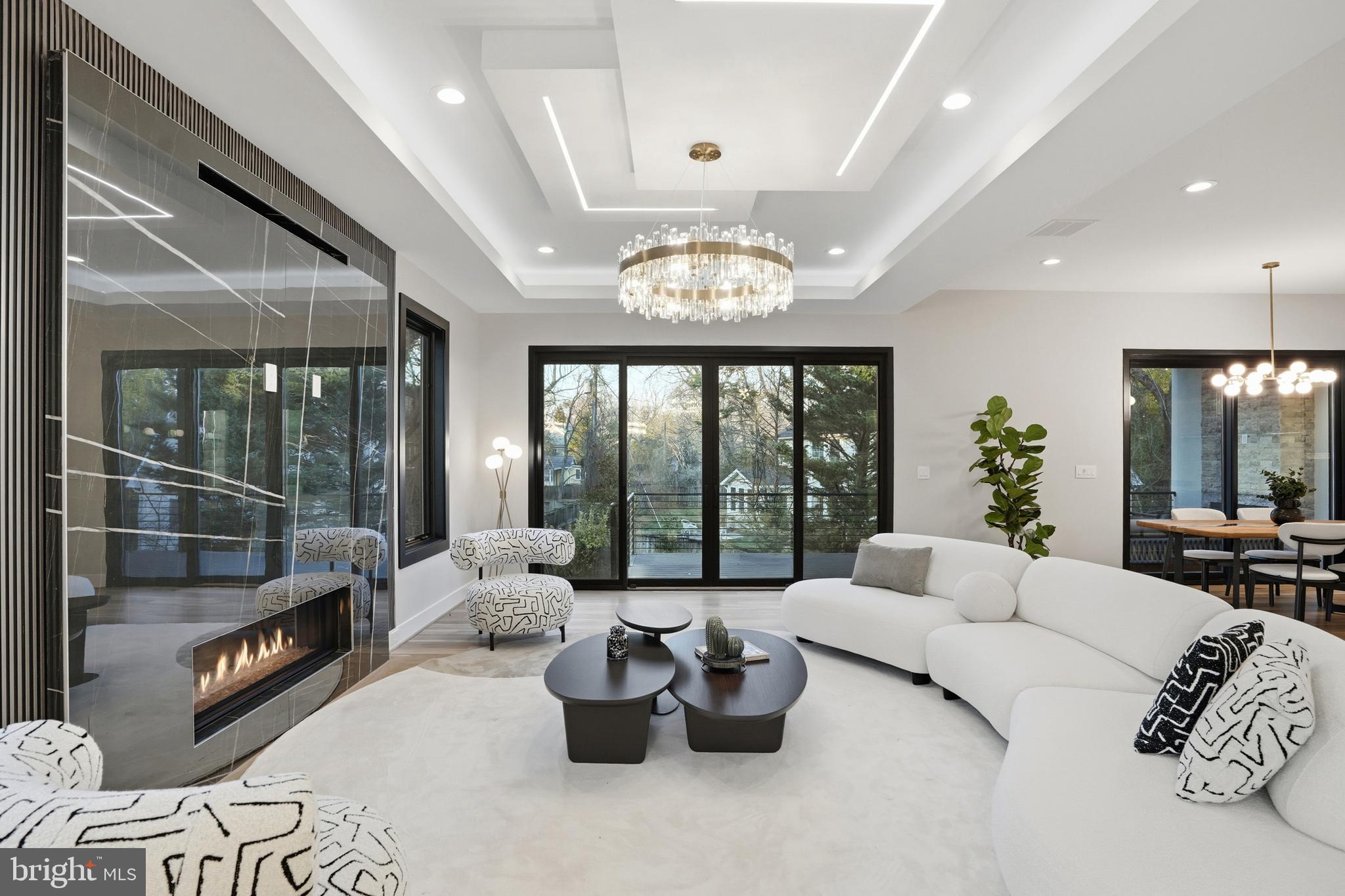 1805 Franklin Avenue McLean, VA 22101 - Photo 19 of 96 a living room with furniture and a potted plant