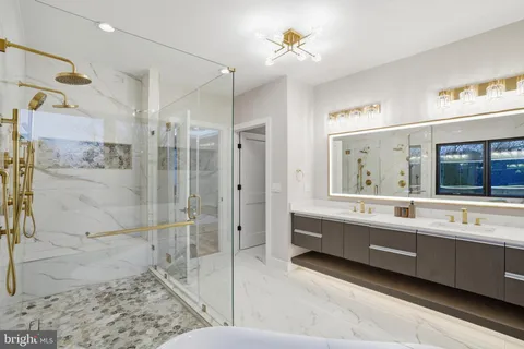 $2,995,000 | 1805 Franklin Avenue, McLean, VA 22101