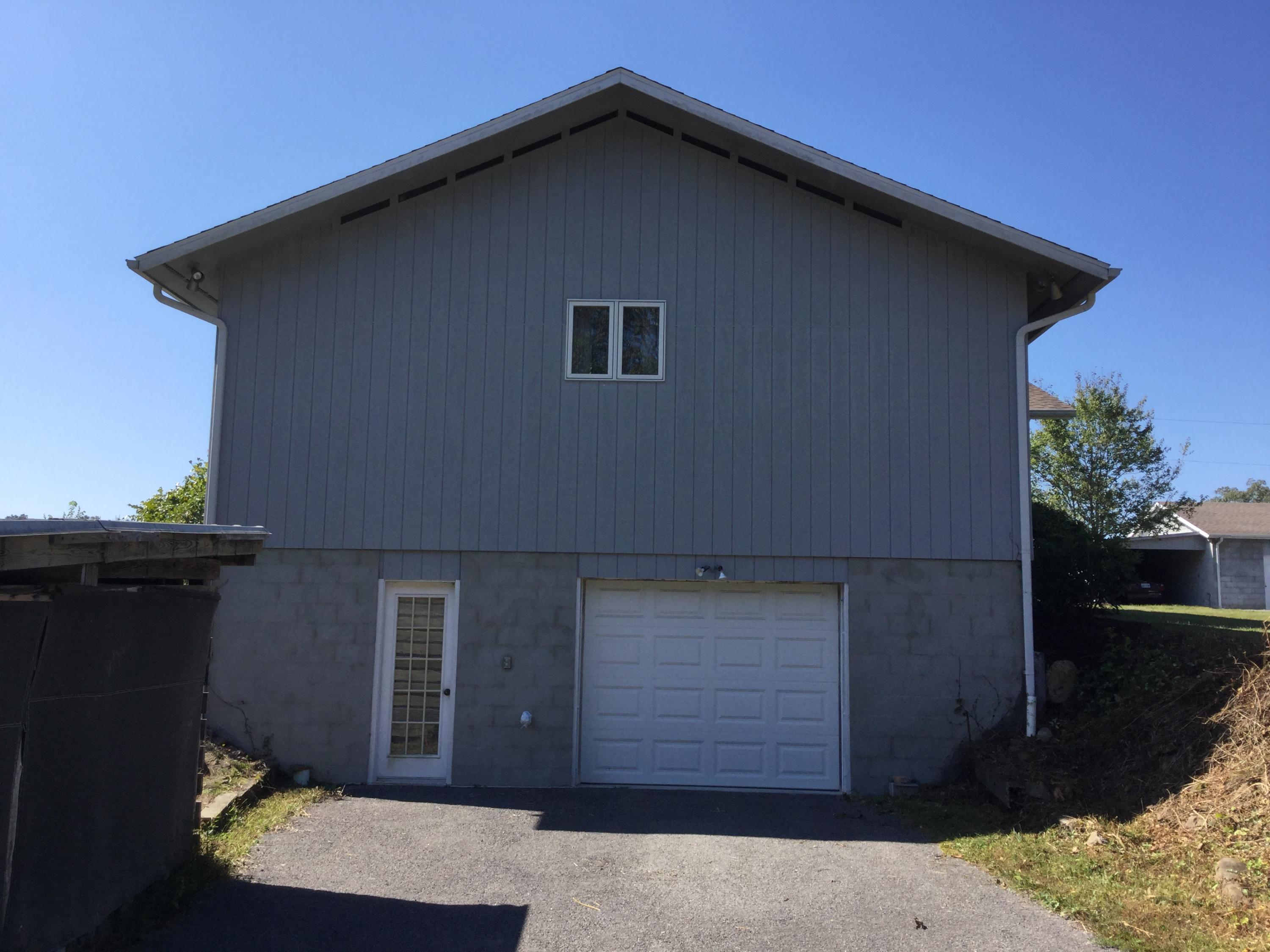 1099 Little Valley Road Blaine, TN 37709 - Photo 3 of 22 Side View - 1 Car Garage