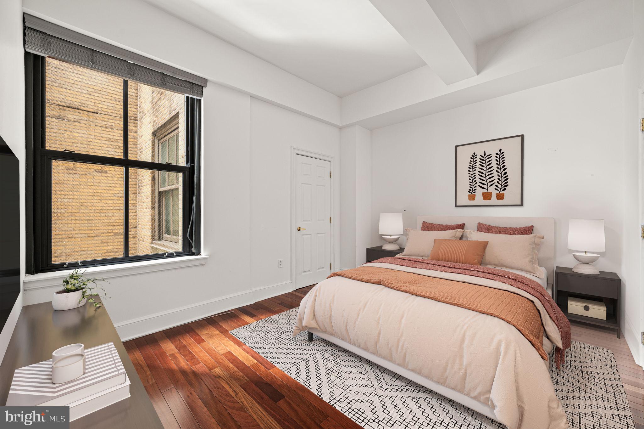 1500 Chestnut Street, Unit 18I Philadelphia, PA 19102 - Photo 7 of 18 Virtually staged bedroom