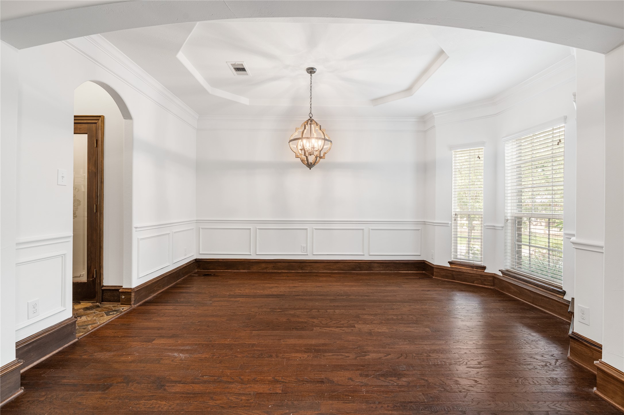2115 Graystone Ridge Drive Conroe, TX 77304 - Photo 6 of 47