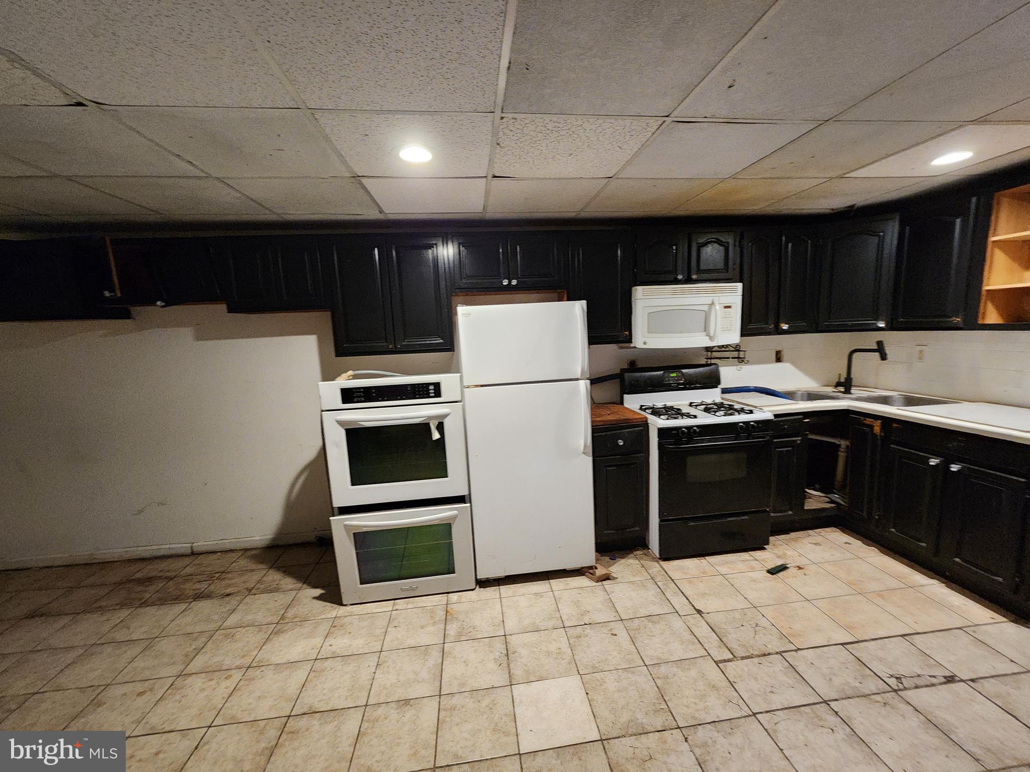 328 North Paca Street Baltimore, MD 21201 - Photo 12 of 32