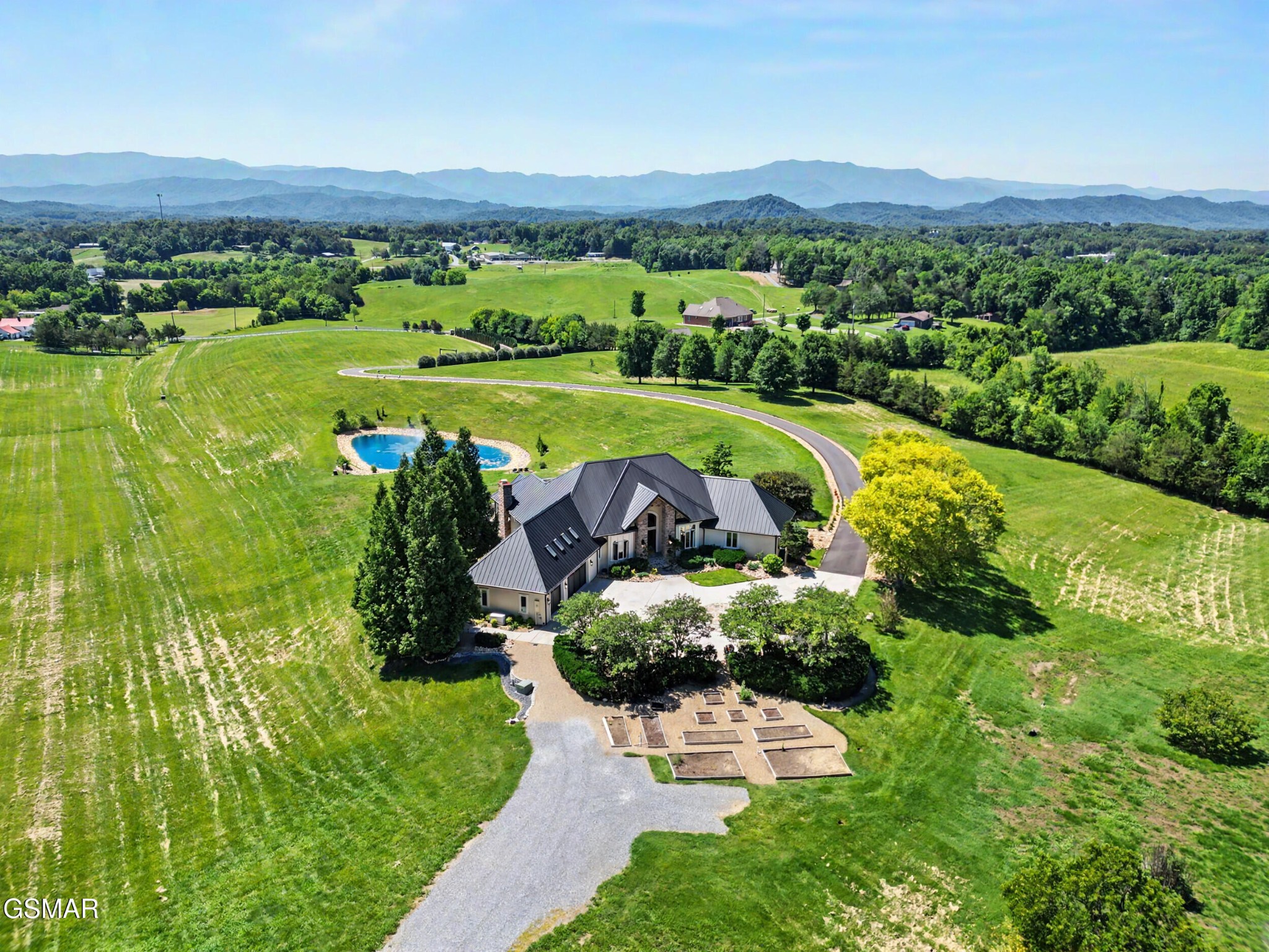 2640 East Walnut Grove Road Sevierville, TN 37876 - Photo 4 of 63 Gallery Image 4