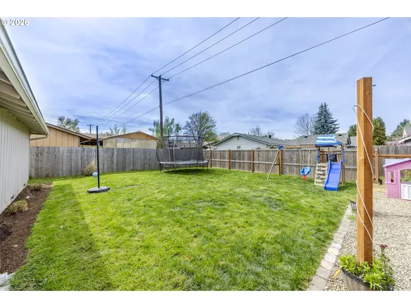 $412,000 | 1530 Dola Street, Eugene, OR 97402