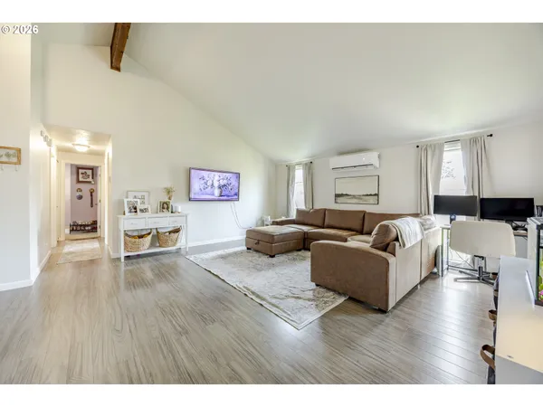 $412,000 | 1530 Dola Street, Eugene, OR 97402