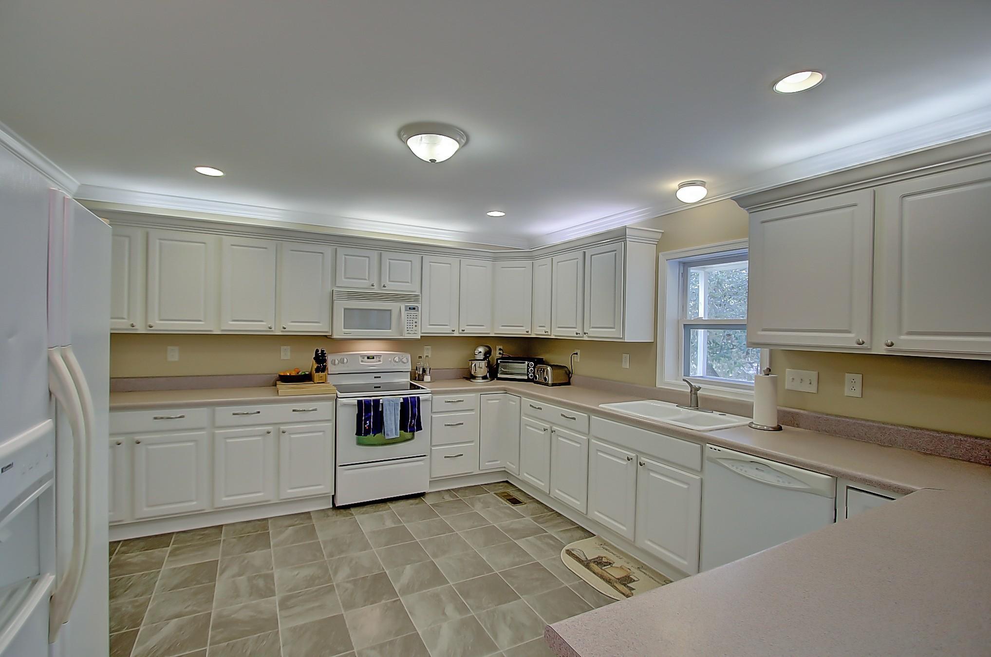 1105 Galleon Road Charleston, SC 29412 - Photo 10 of 37 014-194237-1105 Galleon (29)_resampled