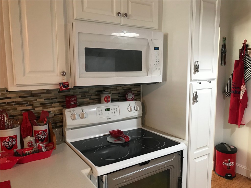 1001 North Summit Avenue Decatur, IL 62522 - Photo 10 of 24