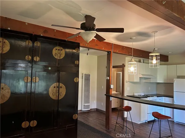 $1,200 | 350 Highway 173, Lake Arrowhead, CA 92352