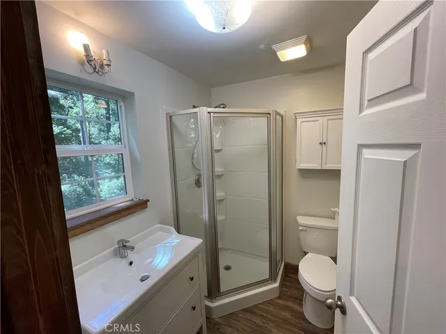 $1,300 | 350 Highway 173, Lake Arrowhead, CA 92352