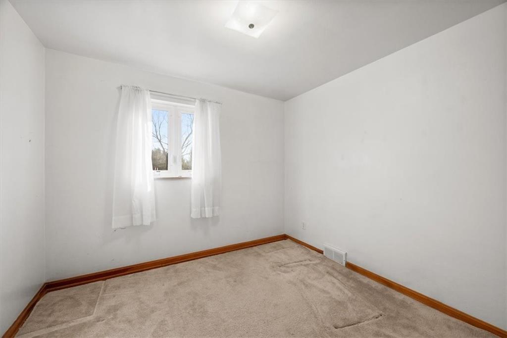 1525 Powers Run Road Pittsburgh, PA 15238 - Photo 19 of 38 Gallery Image 19