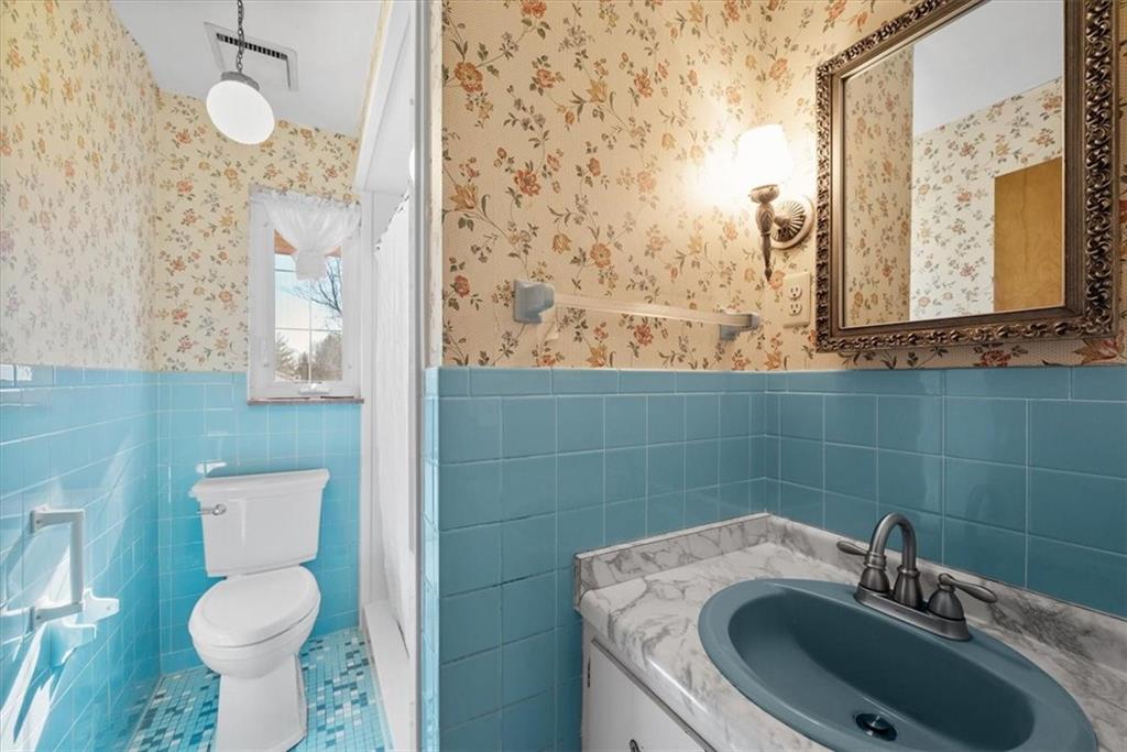 1525 Powers Run Road Pittsburgh, PA 15238 - Photo 20 of 38 Gallery Image 20