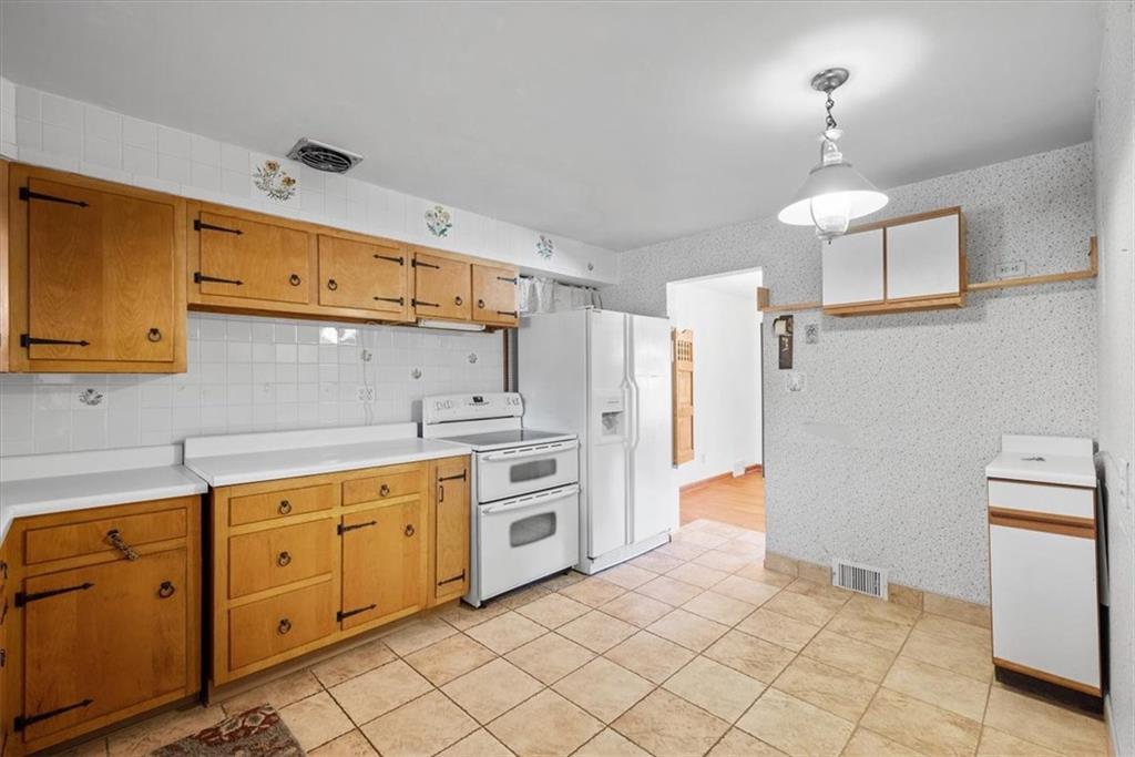 1525 Powers Run Road Pittsburgh, PA 15238 - Photo 24 of 38 Gallery Image 24