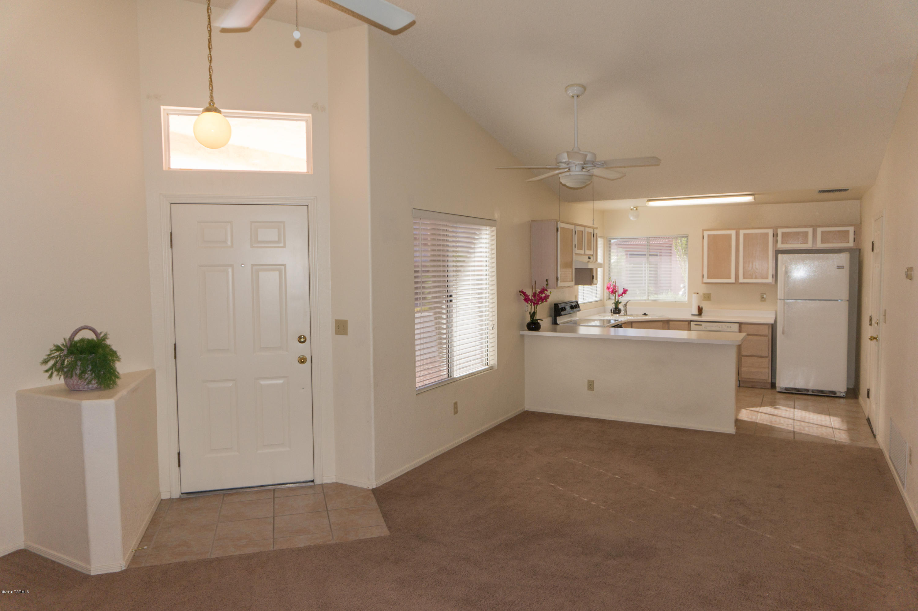 3571 West Sky Ridge Loop Tucson, AZ 85742 - Photo 6 of 35