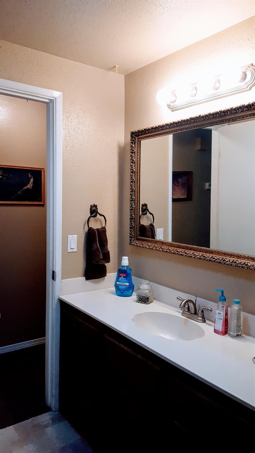 105 Victoria Way Central Point, OR 97502 - Photo 11 of 35 Additional Photo