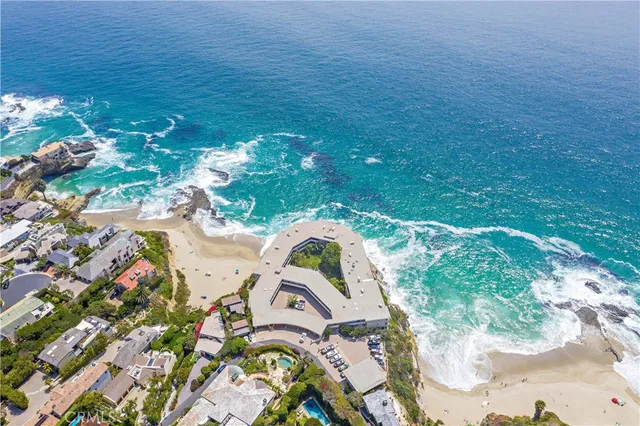 $10,995 | 31561 Table Rock Drive, Unit 208, Laguna Beach, CA 92651