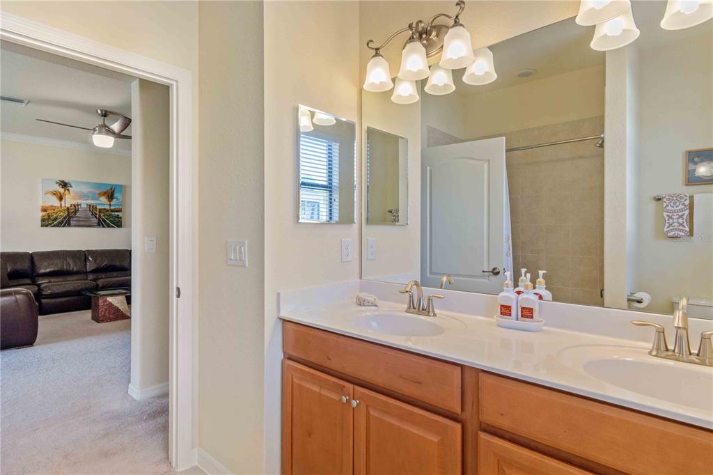 20370 Grazie Place Venice, FL 34293 - Photo 61 of 86