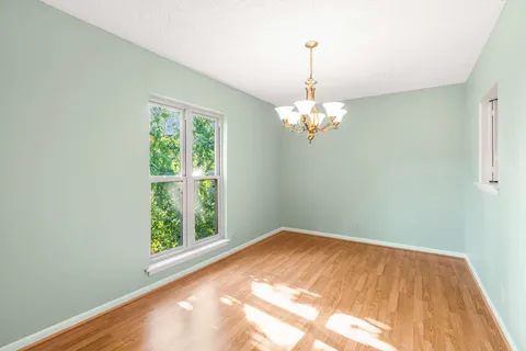 a view of empty room with window