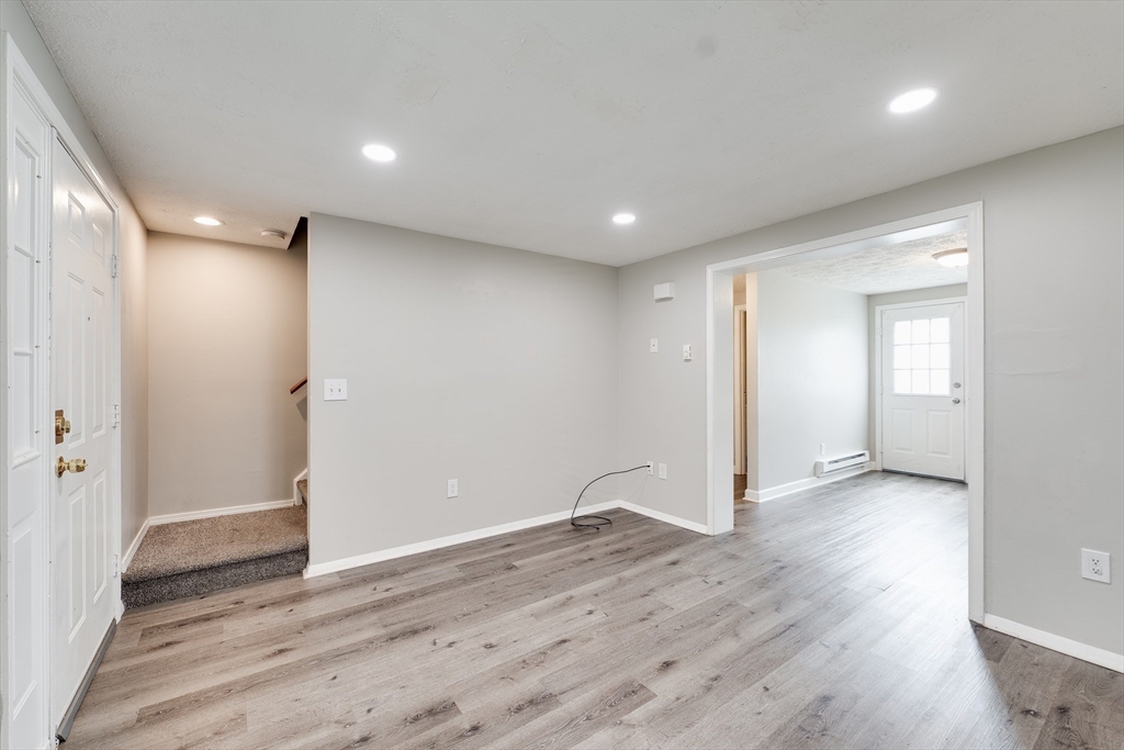 30 Clayton Street, Unit F Springfield, MA 01107 - Photo 8 of 17