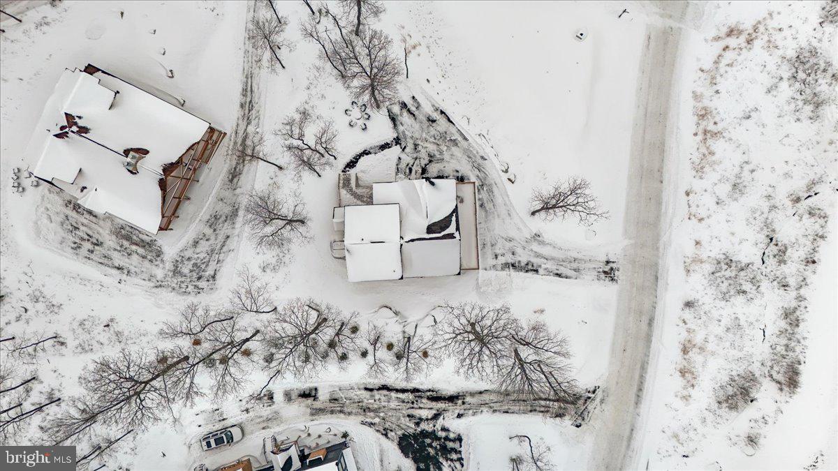 957 North Camp Road McHenry, MD 21541 - Photo 44 of 53 view of a bed with white wall