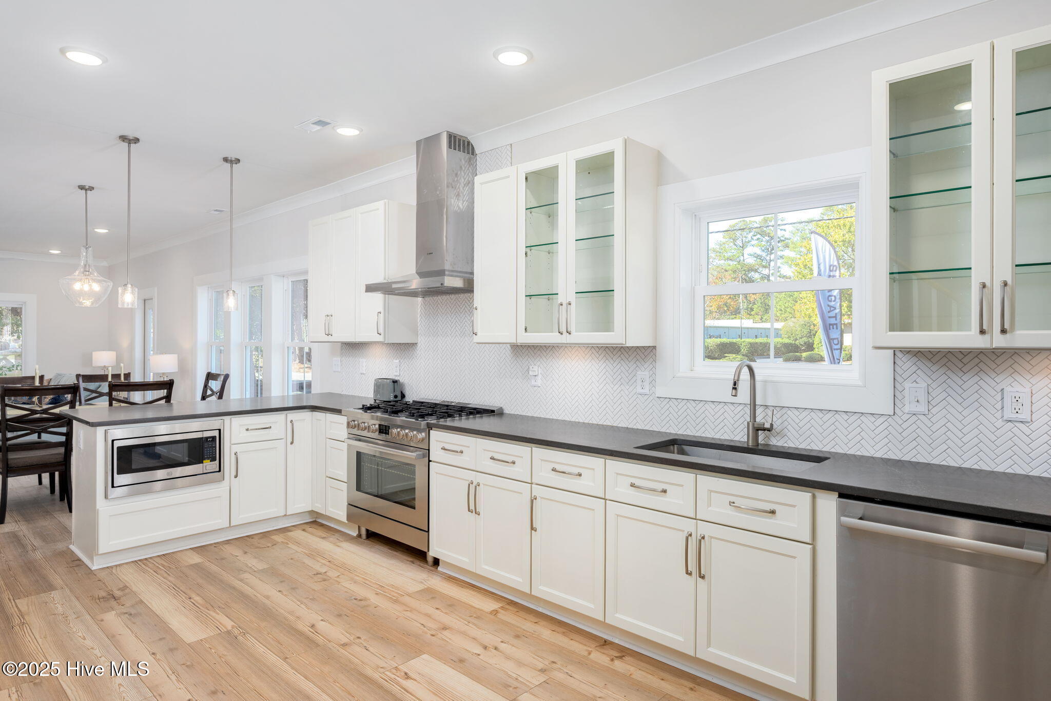112 Seagate Place Wilmington, NC 28403 - Photo 3 of 53 kitchen-01d
