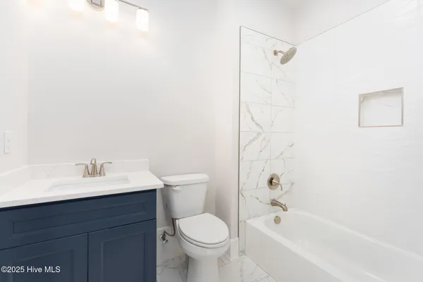 $3,800 | 110 Seagate Place, Wilmington, NC 28403