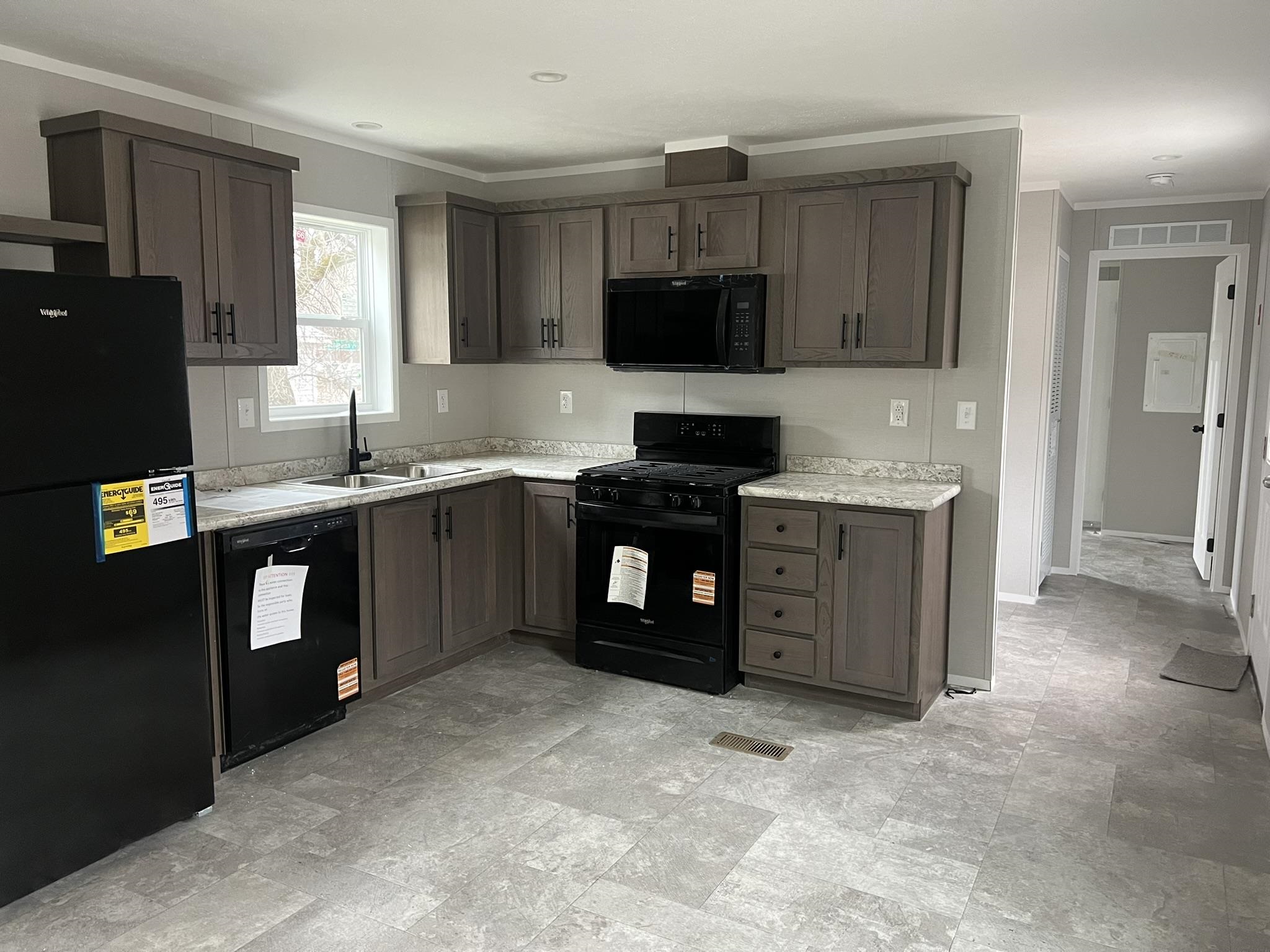 15 Blake Drive Pownal, VT 05261 - Photo 6 of 23