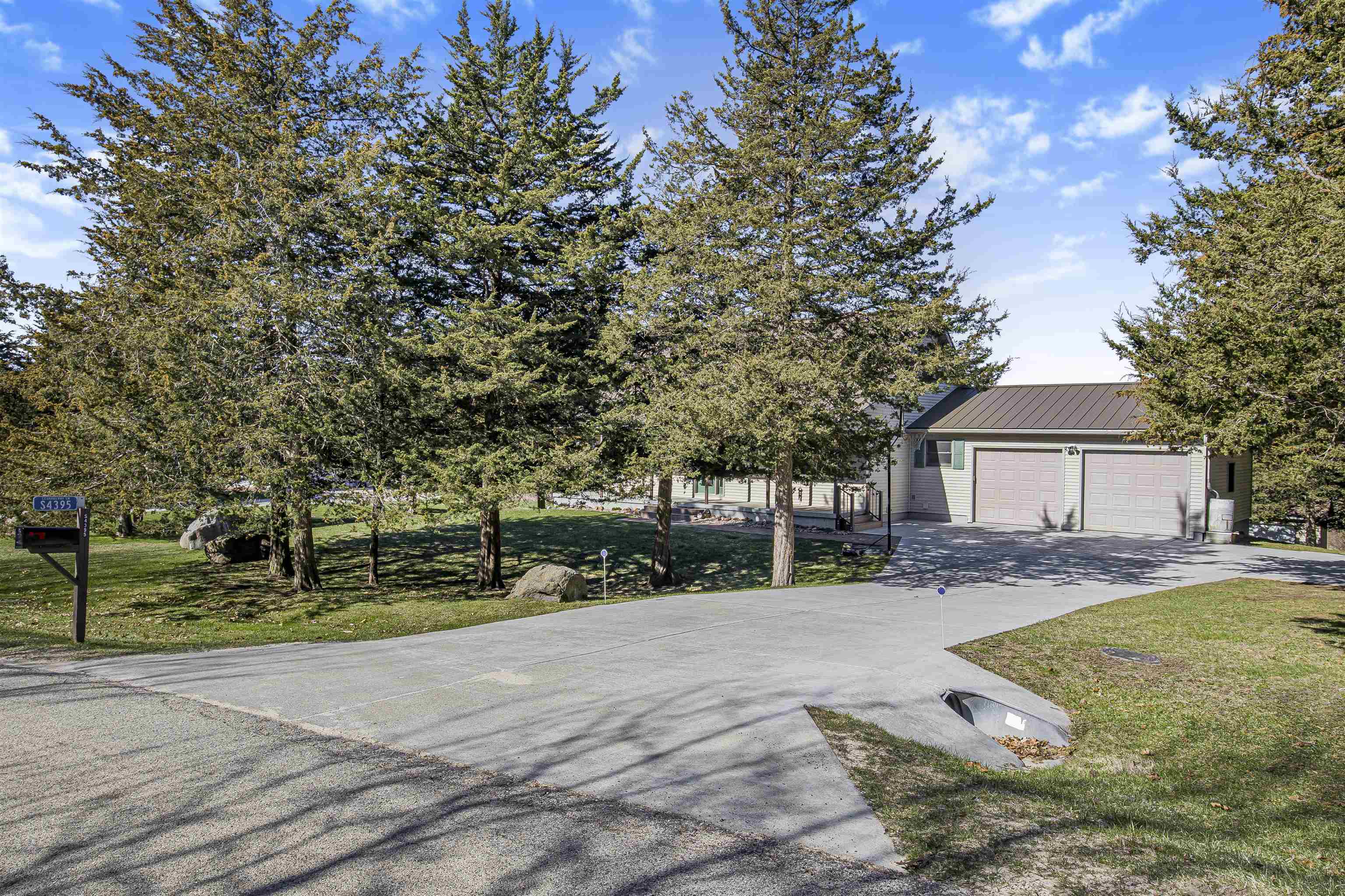 S4395 Cedarberry Lane Baraboo, WI 53913 - Photo 65 of 67