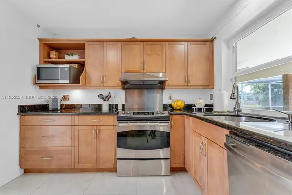 $529,000 | 6924 Northwest 8th Court, Margate, FL 33063