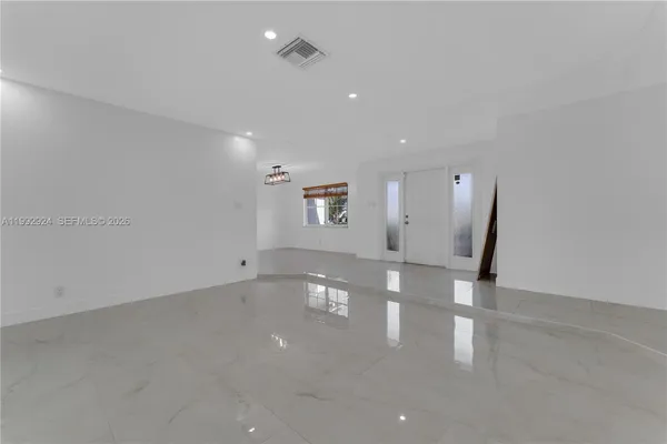 $529,000 | 6924 Northwest 8th Court, Margate, FL 33063