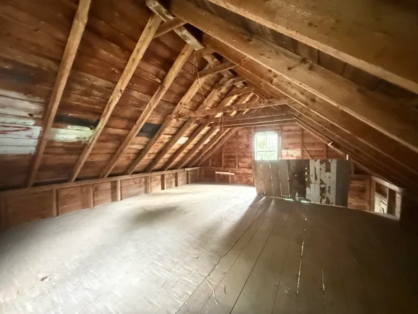 $325,000 | 102 South Burnt Cove Road, Stonington, ME 04681