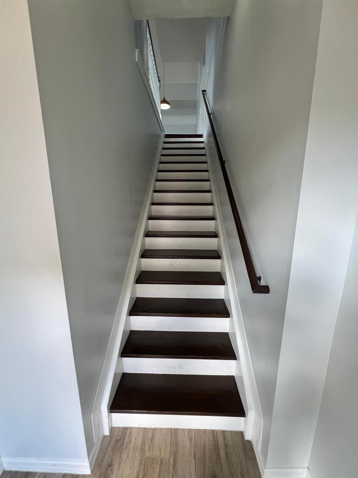 1589 Southeast Pomeroy Street Stuart, FL 34997 - Photo 10 of 26 Photo 10